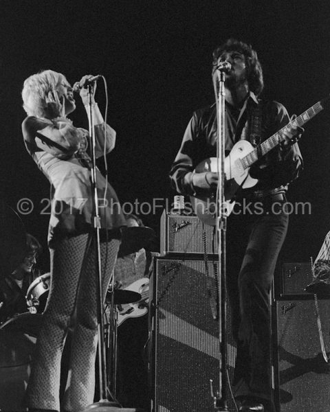 Delaney and Bonnie 35-09_cl