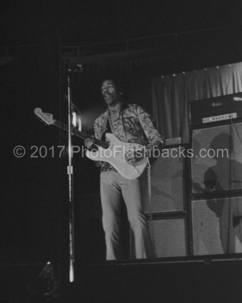 Jimi Hendrix 07-18_cl